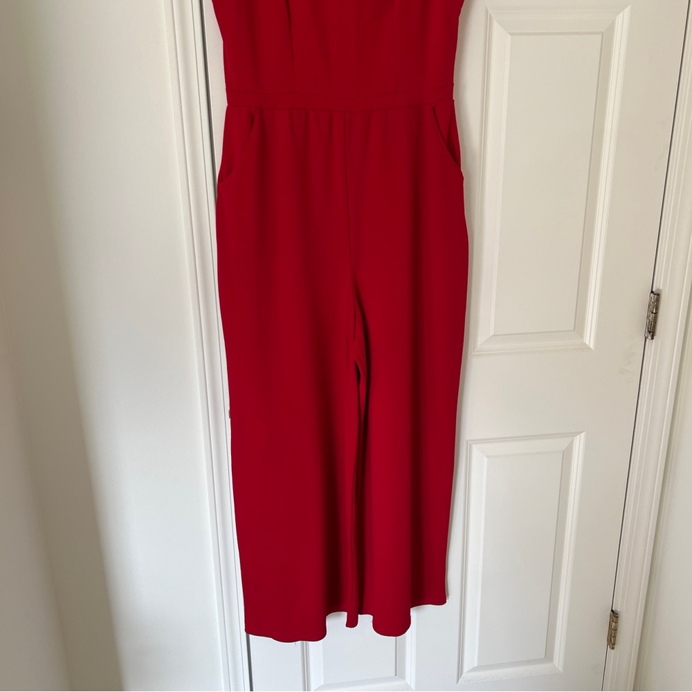 Boohoo Red Sleeveless Jumpsuit - Picture 4 of 10
